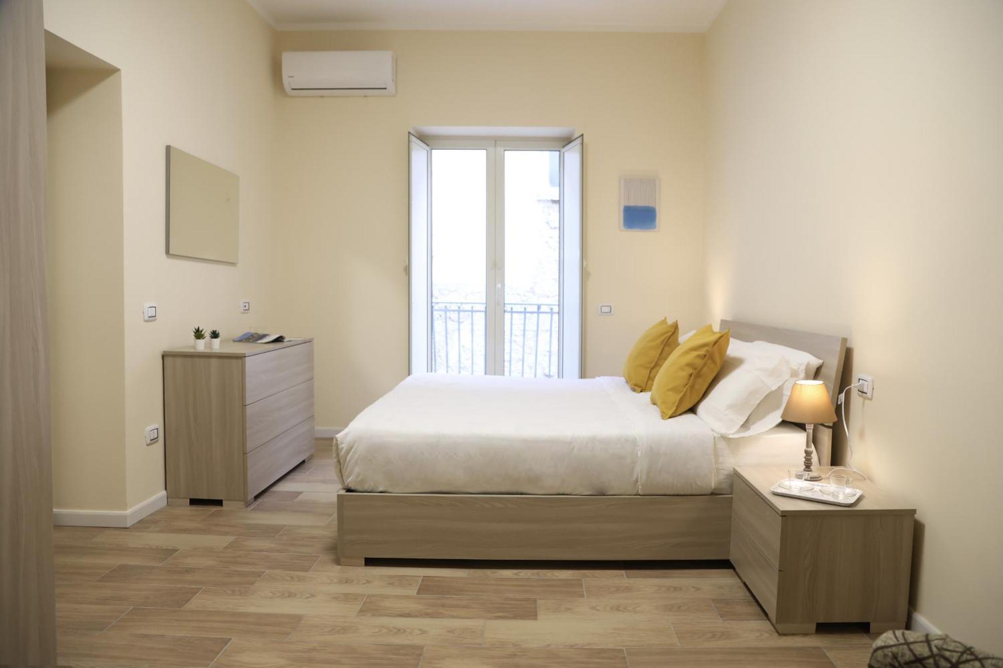 King Ladislao Apartment By Wonderful Italy Nápoly Kültér fotó